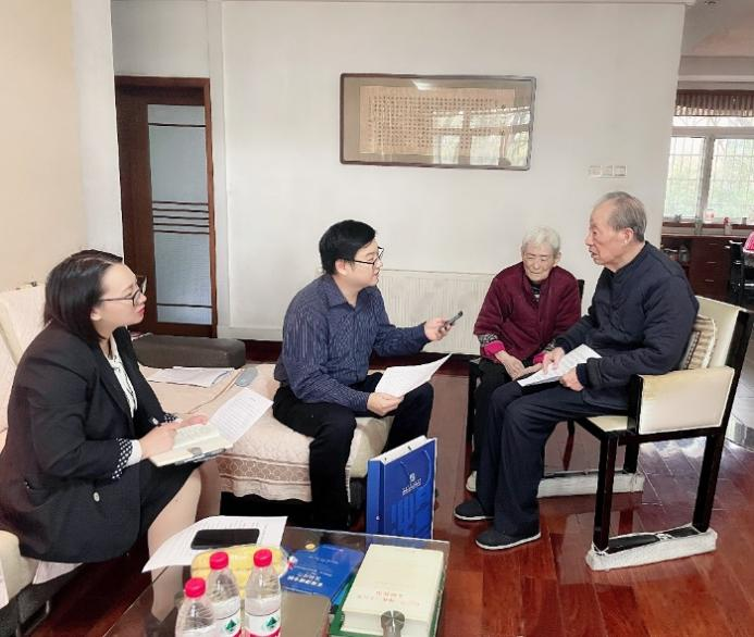 “为学之道·雷竞技官网网站登录老专家访谈录”系列报道之二： 《“长株潭一体化”研究第一人——张萍研究员访谈》(图1)