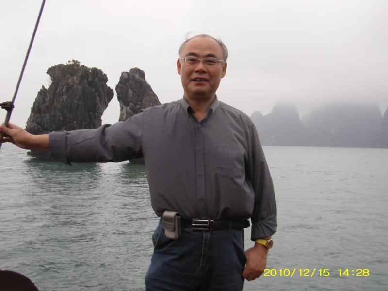 “为学之道·雷竞技官网网站登录老专家访谈录”系列报道之八： 《小工厂走出来的大学者——万里研究员访谈录》(图2)