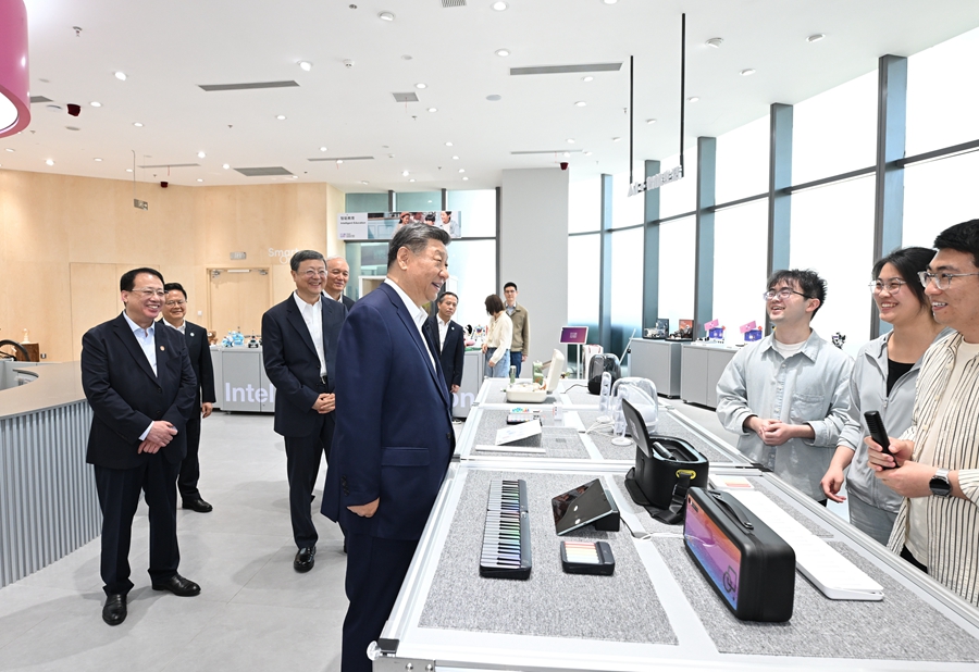 习近平在上海考察时强调 加快建成具有全球影响力的科技创新高地(图5)