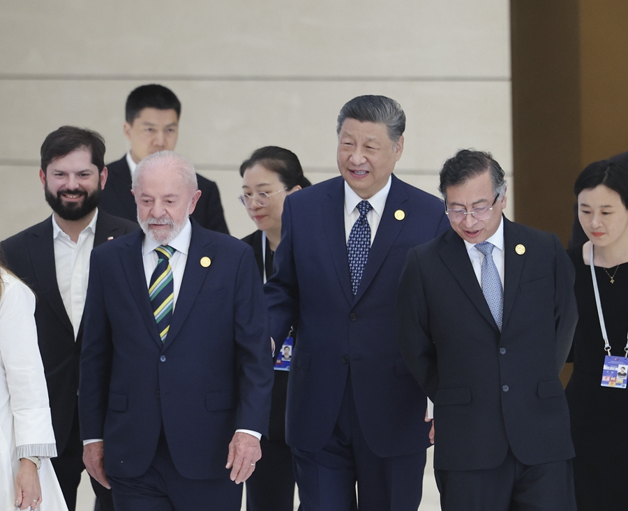 习近平出席中拉论坛第四届部长级会议开幕式并发表主旨讲话(图5)