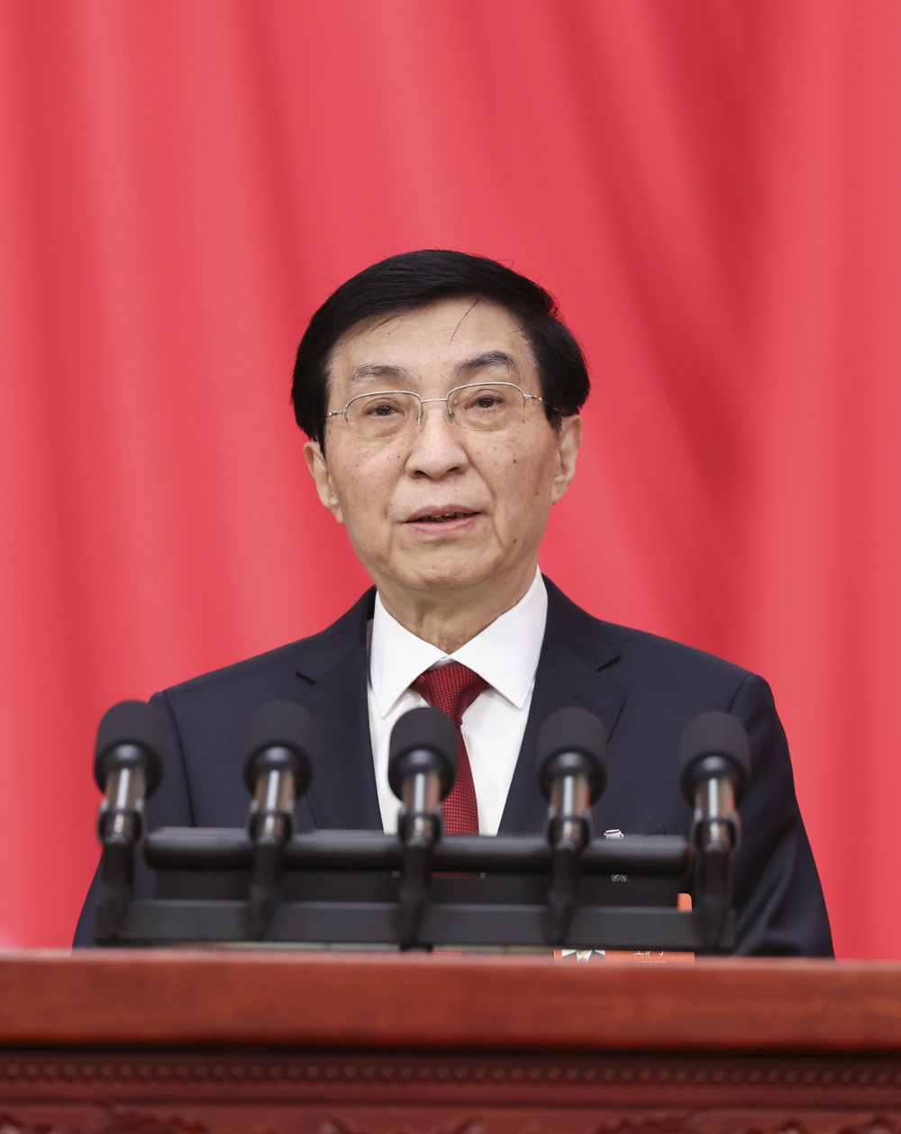 全国政协十四届四次会议在京开幕 习近平等党和国家领导人到会祝贺(图3)